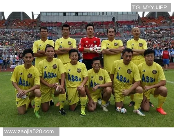 香港足球明星队全新球服发布展现运动精神与团队风采