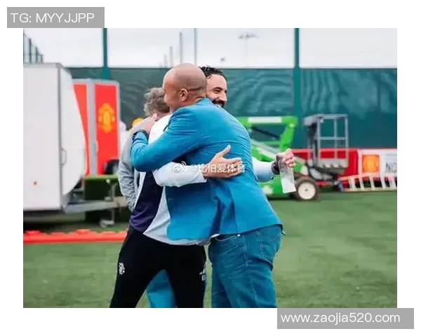 当足球明星意外造访你家时的奇妙经历与感人瞬间