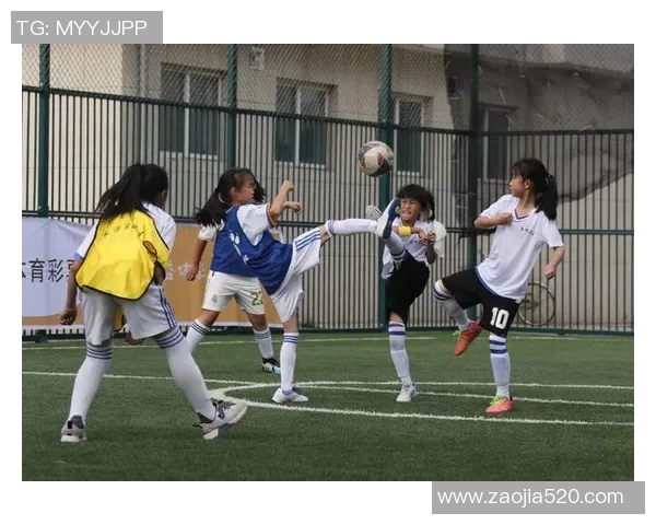 最凶狠的女足球明星如何在绿茵场上展现无畏风采与强大实力