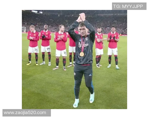 英超传奇球星仍在赛场拼搏展现不凡实力与魅力